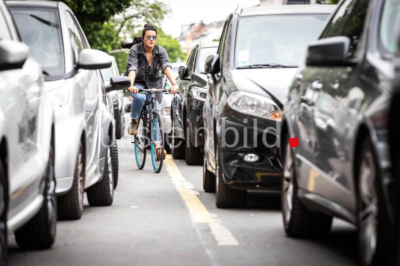 RADWEGE RADFAHRER POP UP